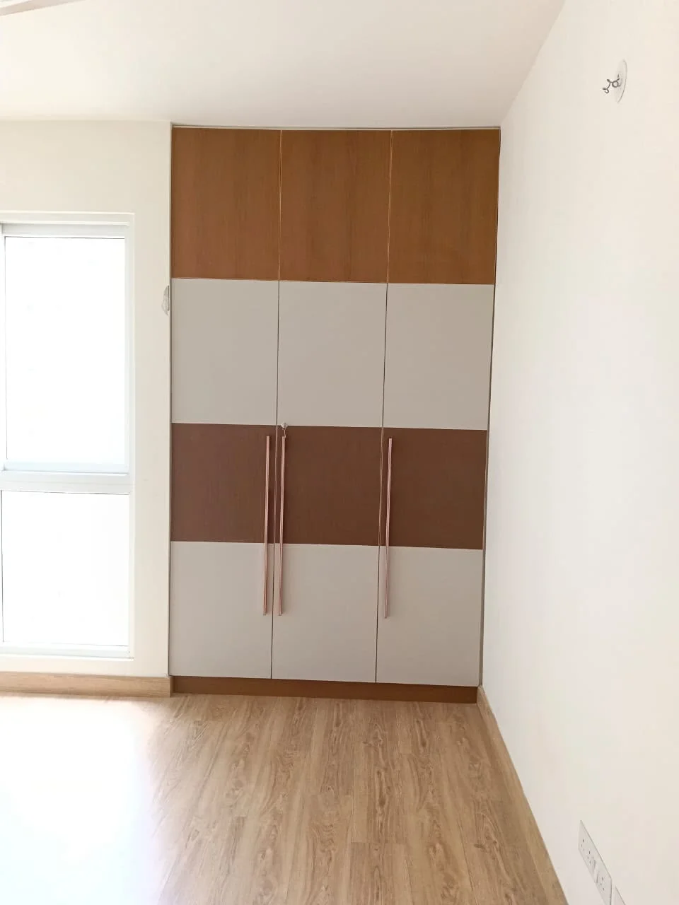 Ram Royal Interiors work photograph 9: wardrobes & storage in a residential interior