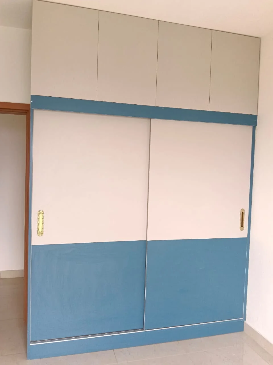 Ram Royal Interiors work photograph 11: wardrobes & storage in a residential interior