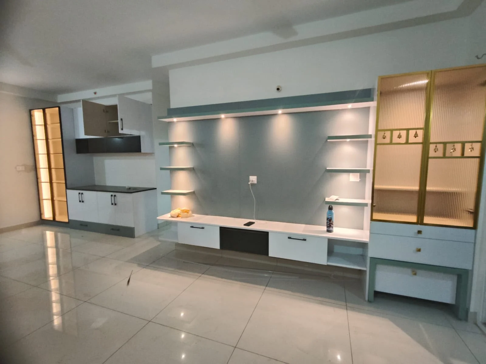 Ram Royal Interiors work photograph 35: feature walls & units in a residential interior